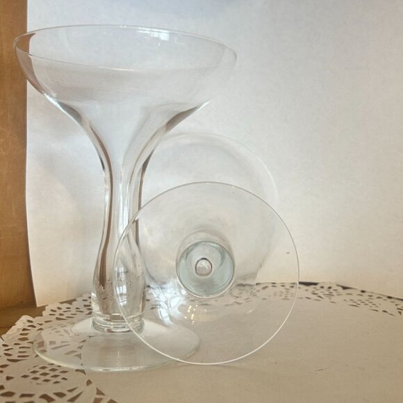 Set Of 2 Vintage Champagne Coupe Cocktail Glasses Toasting Glass Hollow Stem - Picture 3 of 4